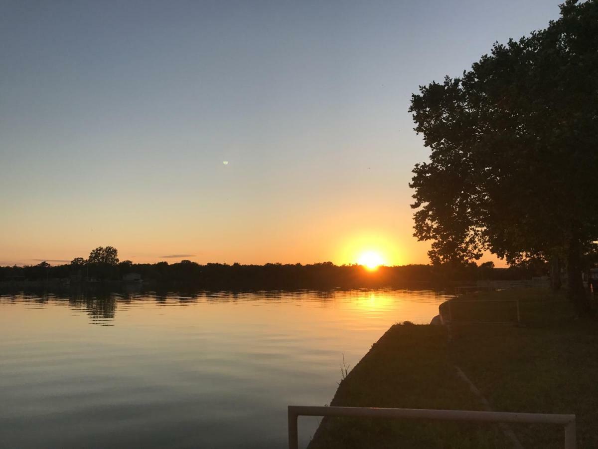 Oasis Lake Buchanan Bluffton Εξωτερικό φωτογραφία